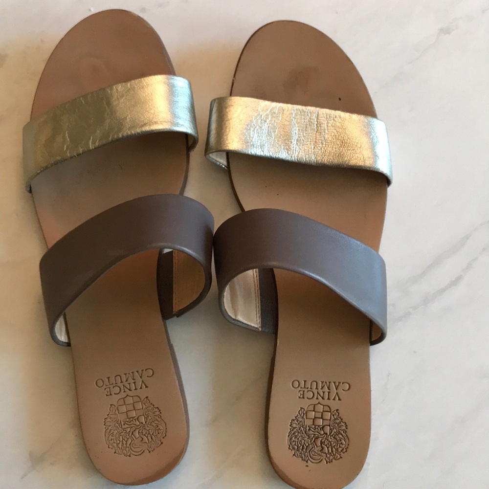 Vince Camuto leather slides